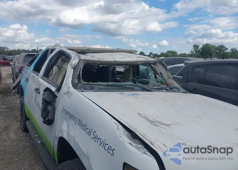 2009 Chevrolet Tahoe Police z USA, uszkodzony, nr VIN 1GNEC03019R149803